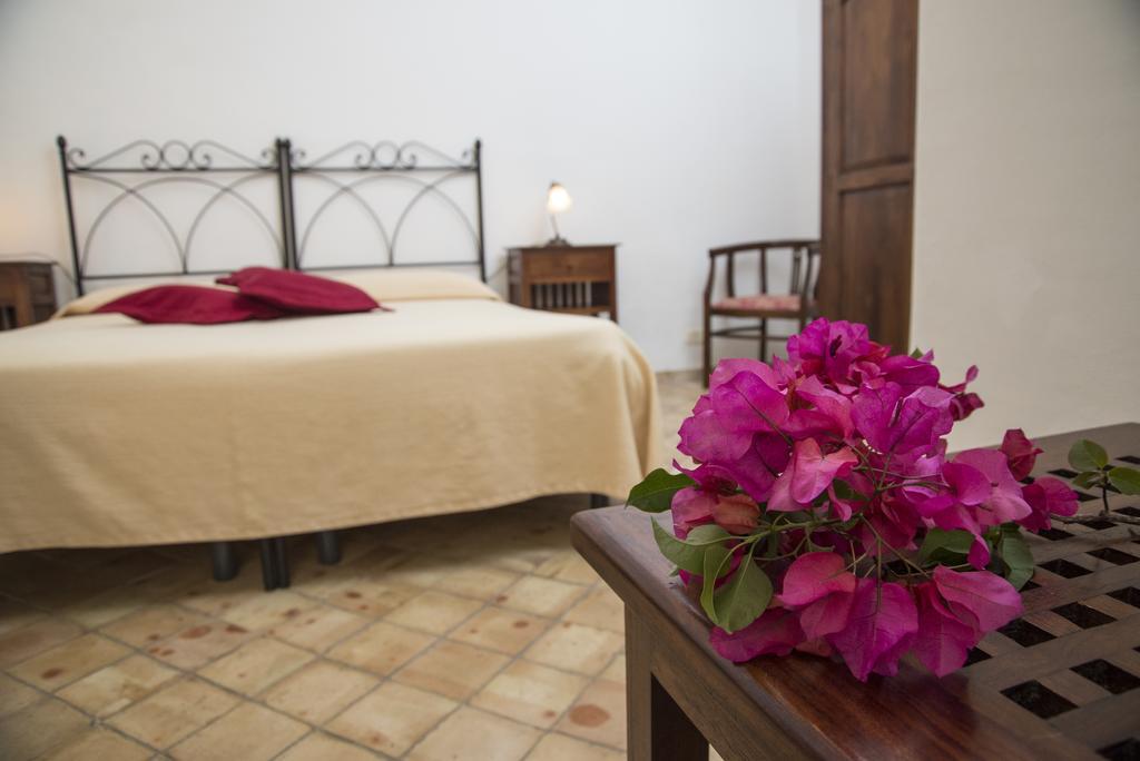 Il Gelso Vacanze Bed and Breakfast Malfa  Esterno foto